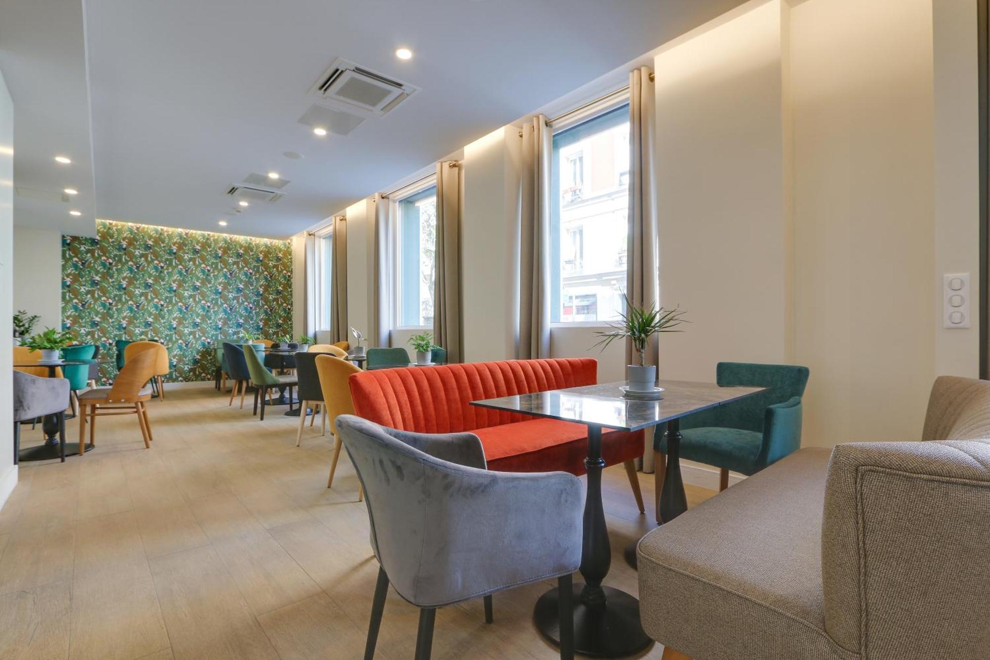 L'Annexe Apolonia Montmartre Aparthotel Paris Bagian luar foto