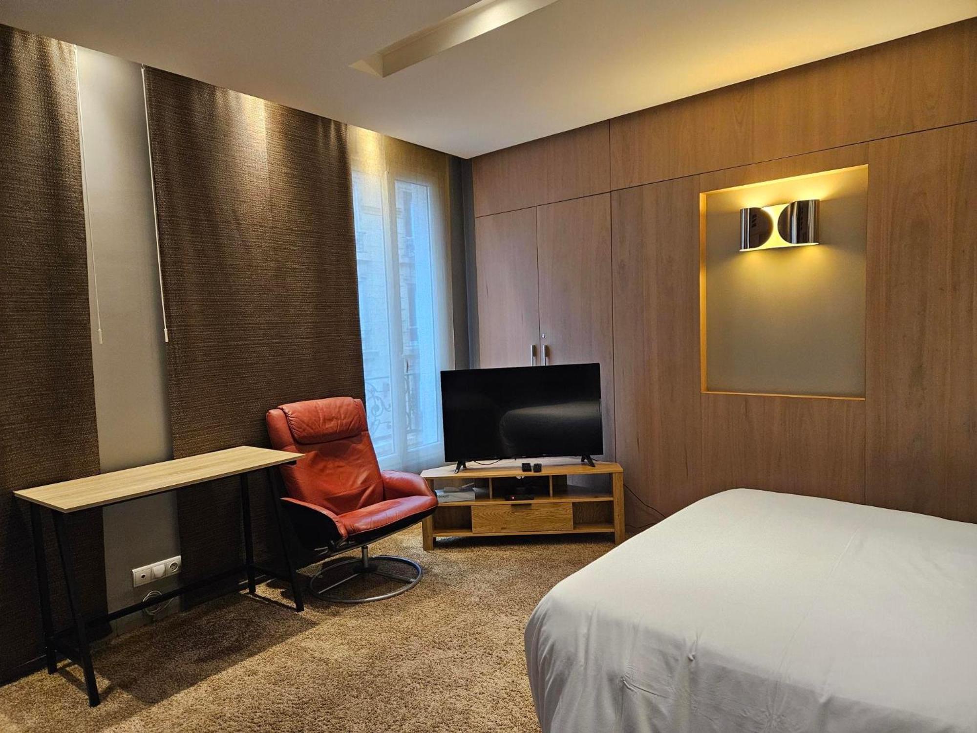 L'Annexe Apolonia Montmartre Aparthotel Paris Bagian luar foto